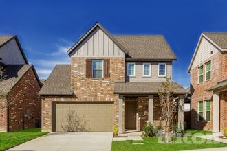 Building Photo - 302 Northall Ct