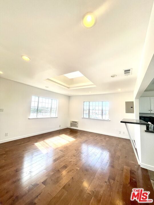 Building Photo - 5761 Alviso Ave