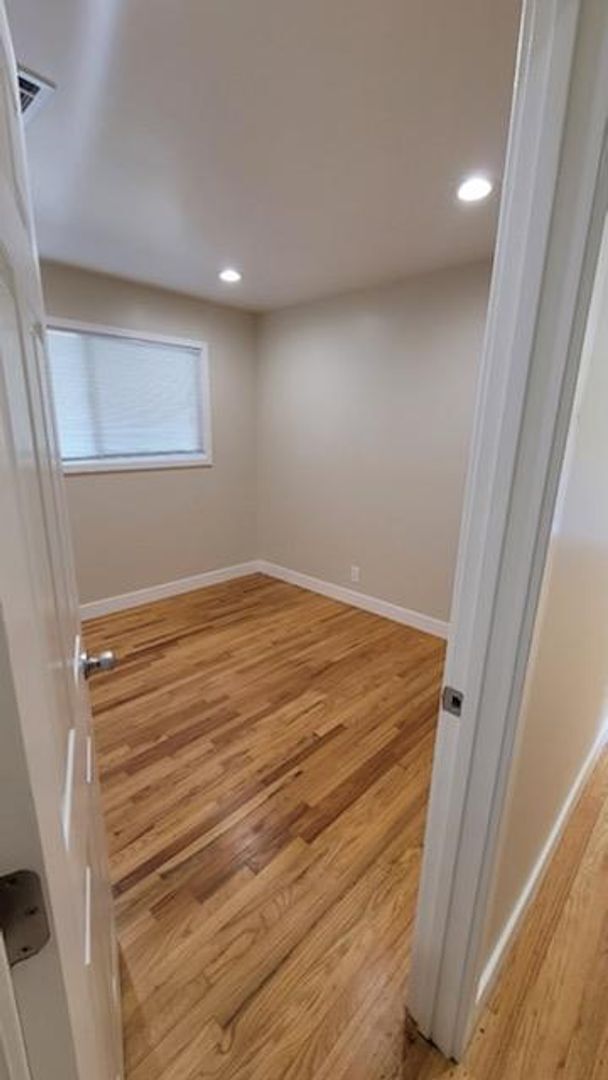Foto del edificio - 3 Bed 1.5 Bath Home