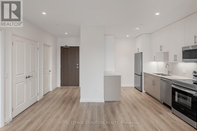 Building Photo - 525 New Dundee Rd