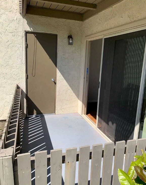 Building Photo - 432 Edgehill Ln
