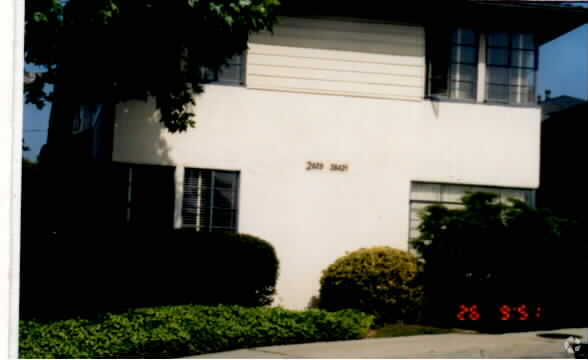 Primary Photo - 2629-2643 1/2 Lake Ave