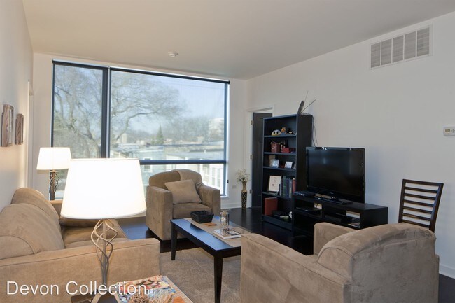 Foto del edificio - 6355 N Wayne Ave