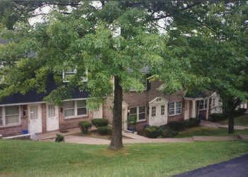 Primary Photo - 543 Center St