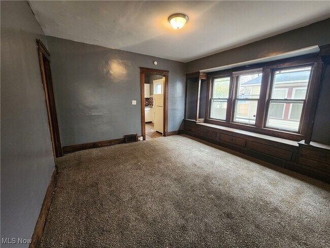 Foto del edificio - 11321 Parkview Ave