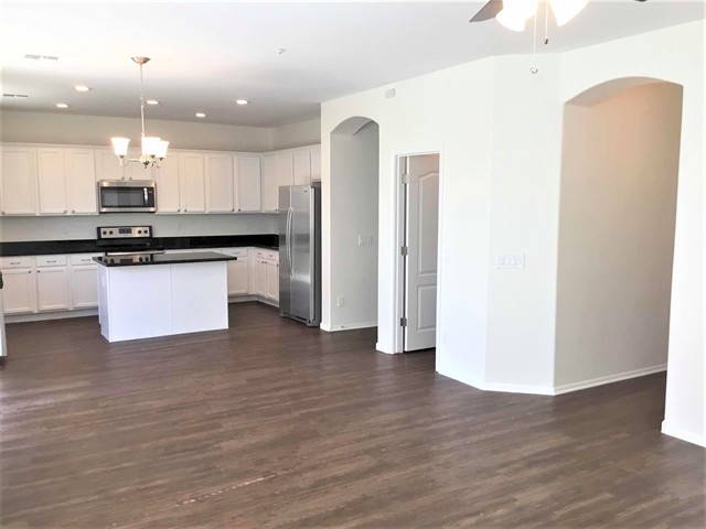 Building Photo - 29990 N 71st Avenue