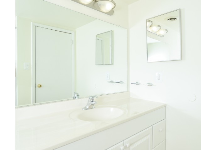 Sample Bathroom - OakTree Apartments