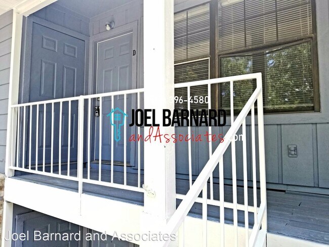 Foto del edificio - 110 Lady Bird Ln