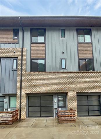 Building Photo - 2418 Dunavant St