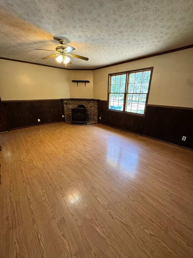 Foto del edificio - 400 7th Ave NE