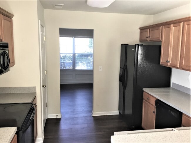 Foto del edificio - 9681 Widespread Ave NW