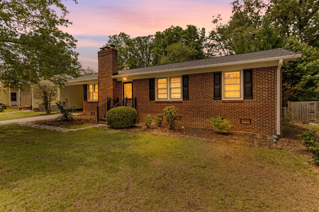 Photo - 9 Forestdale Dr