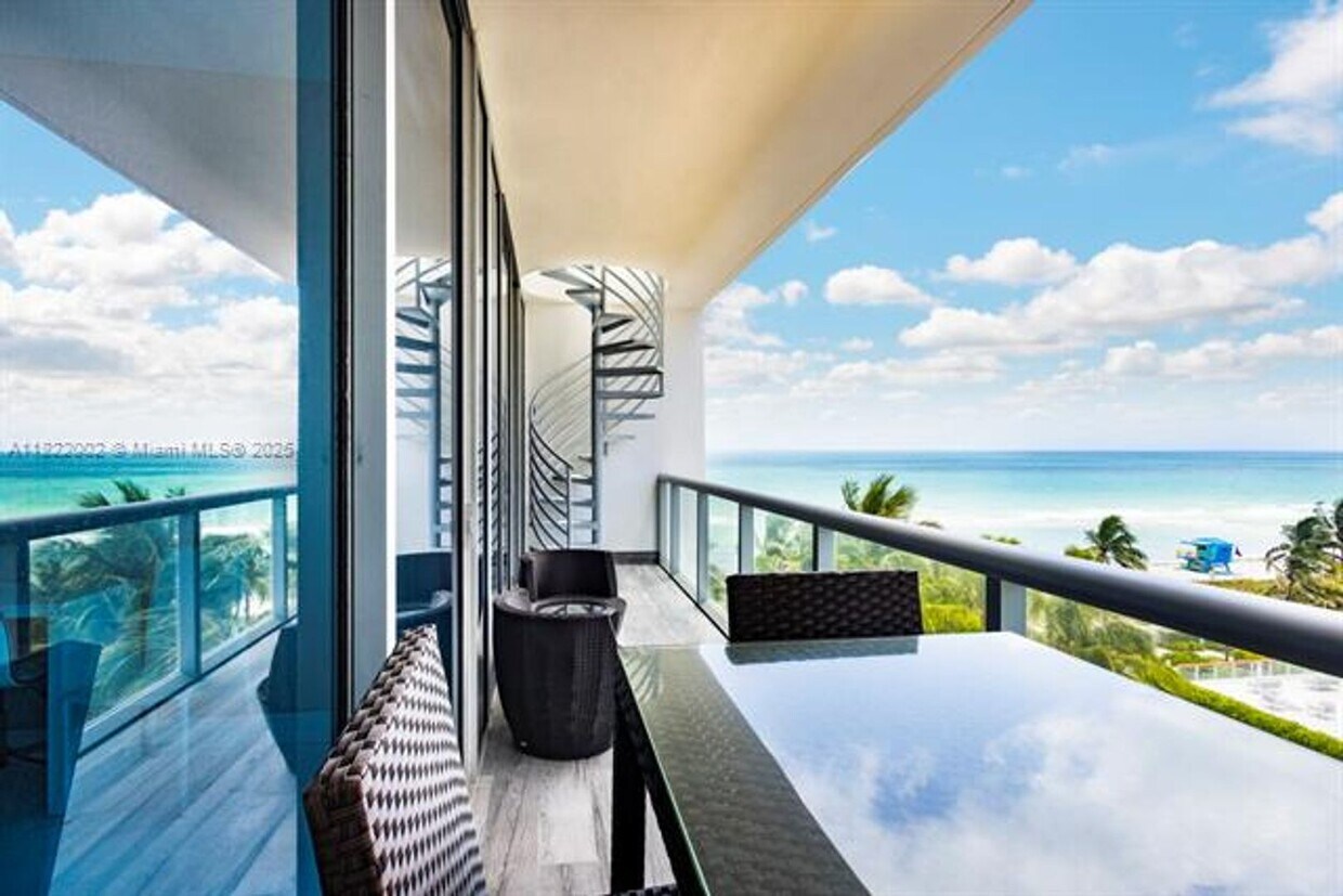 Foto principal - 6799 Collins Ave