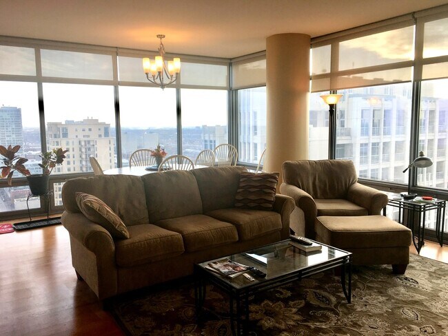 Foto del edificio - 100 E 14th St