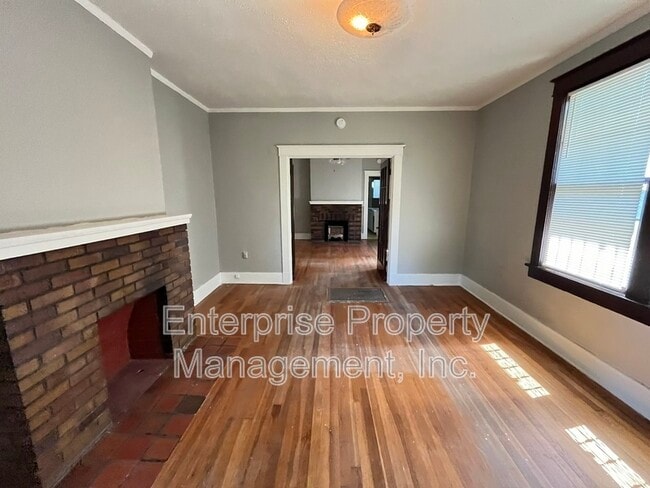 Building Photo - 2003 Peabody Ave