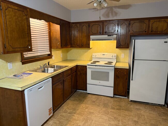 Foto del edificio - 802 E 7th St