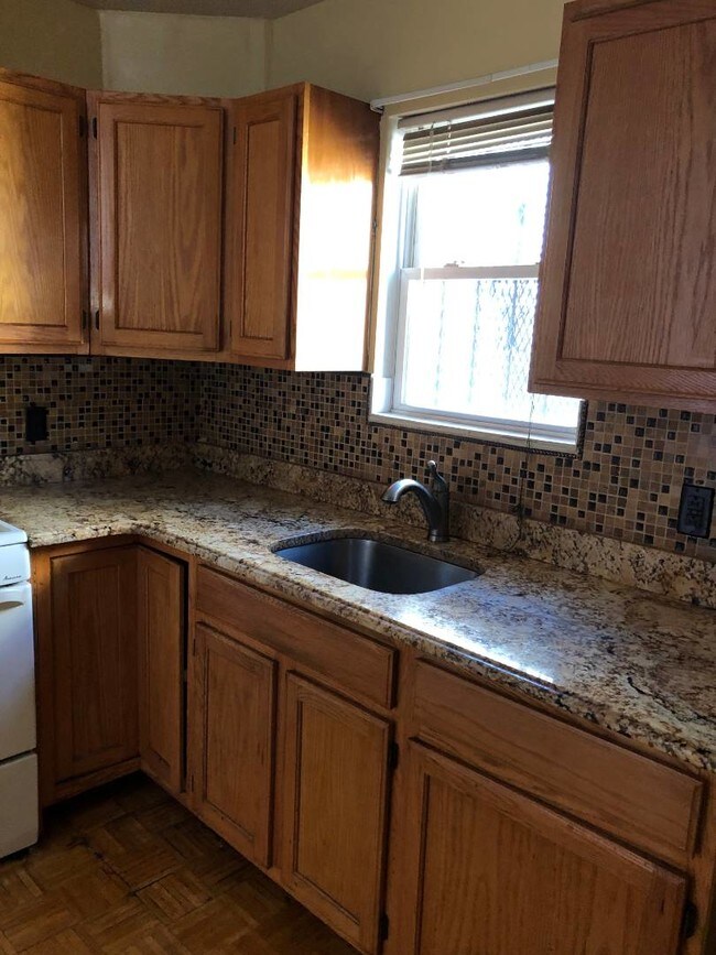 Foto del edificio - 2237 Newbold Ave