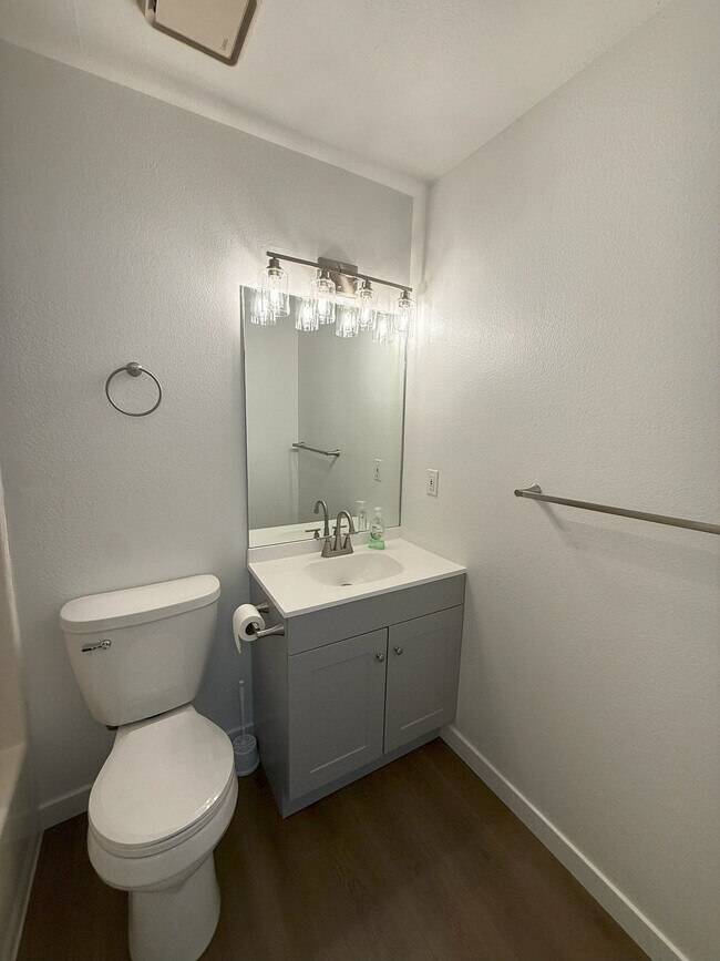 Foto del edificio - 1228 Ridge Meadow Ln