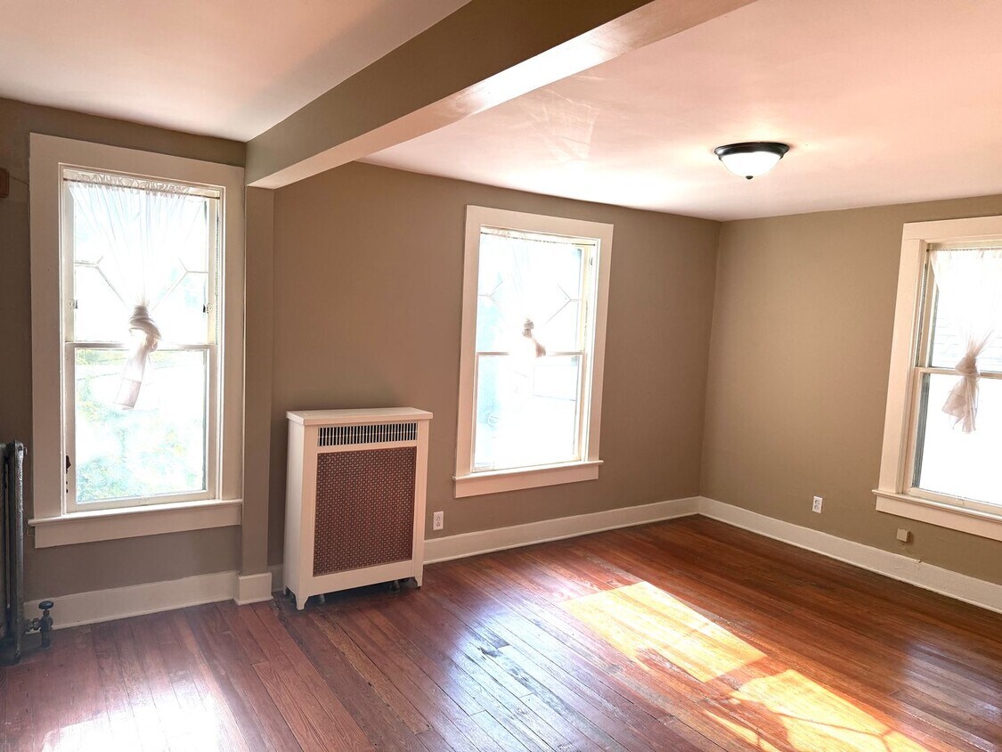 Foto principal - 712 Jackson St
