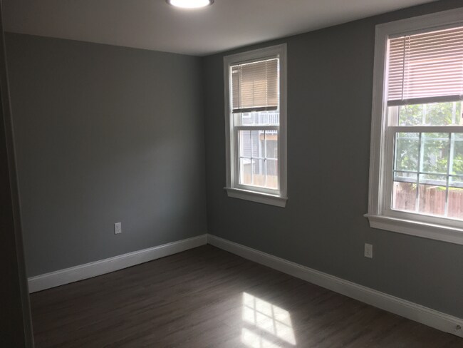 Foto del edificio - 3215 Washington St