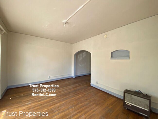Foto del edificio - 1 br, 1 bath House - 245 S. Reymond Str