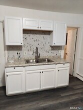 Building Photo - 26 Summer St