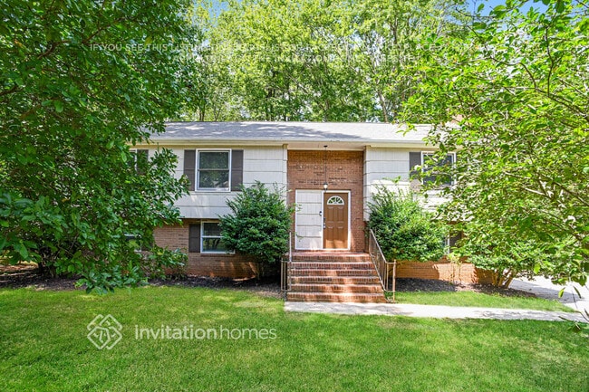 Building Photo - 8100 Sidras Ct
