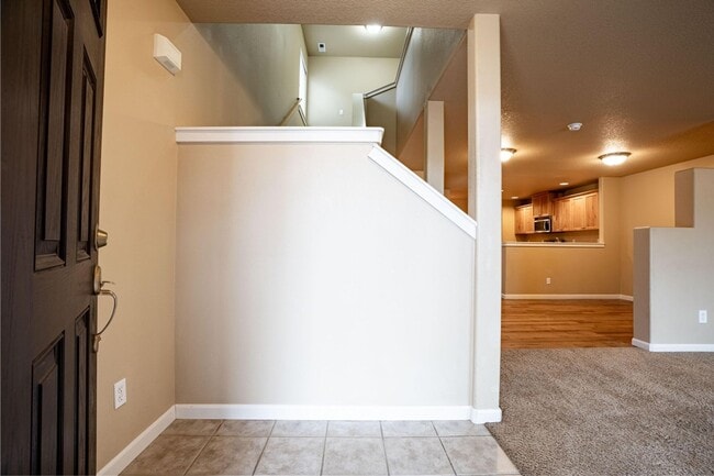 Foto del edificio - First month rent for June is $0