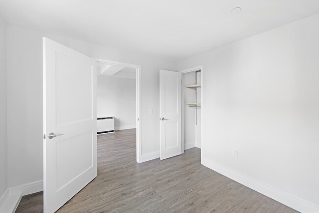 BEDROOM - 123 E 92nd St