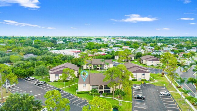 Foto del edificio - 441 Pine Glen Ln