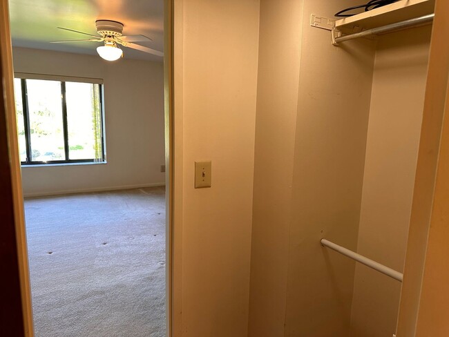 Building Photo - 2 br, 2 bath House - 1435 Forest Green Drive