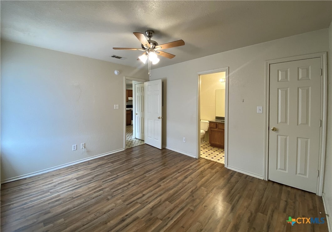 Building Photo - 2801 Cantabrian Dr