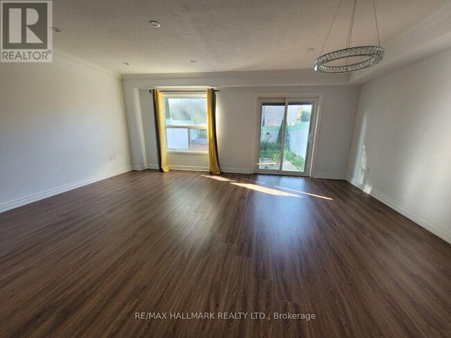 Building Photo - 95 Crittenden Dr