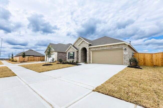 Foto del edificio - 5330 Sleepy Fox Ln