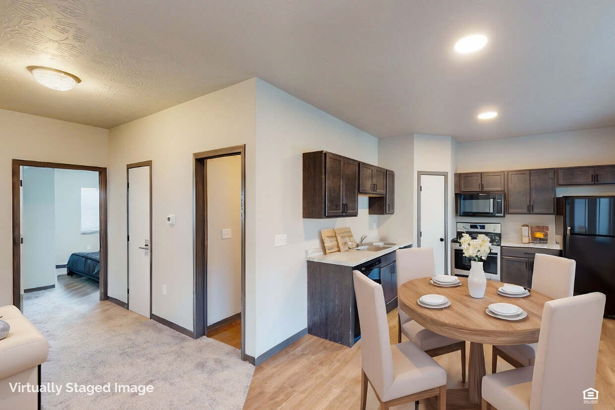 L'Appartement
アメリカーナ　WIDE FULLZIP HOODIE Apartment Floorplans in Plano, TX | LVL 29