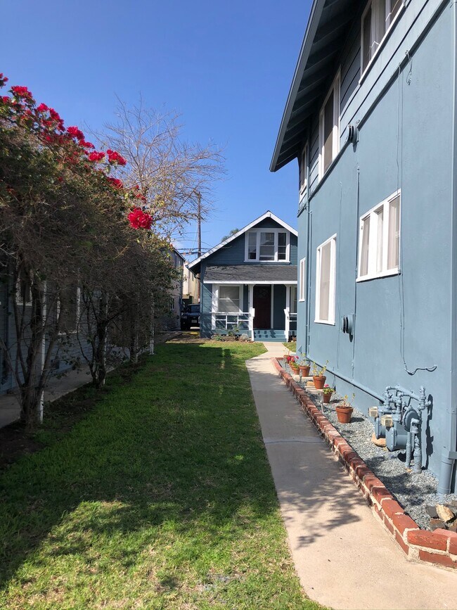 Walkway to house - 4554 North Ave