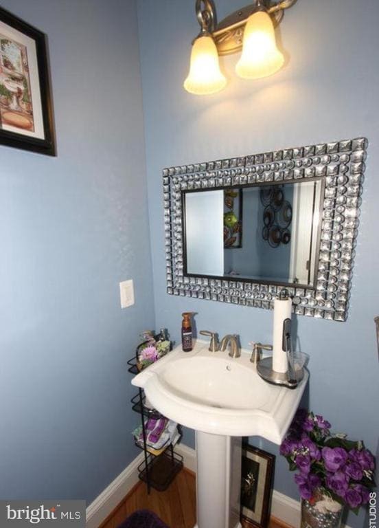 Foto principal - 612 Samantha Ct