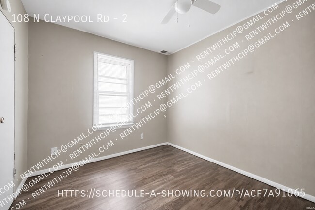 Foto del edificio - 108 N Claypool Rd