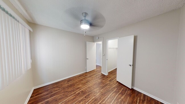 Interior Photo - 830 S. Grandview