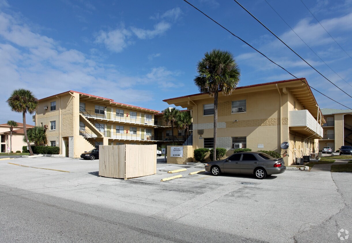 Foto del edificio - Patrician Apartments