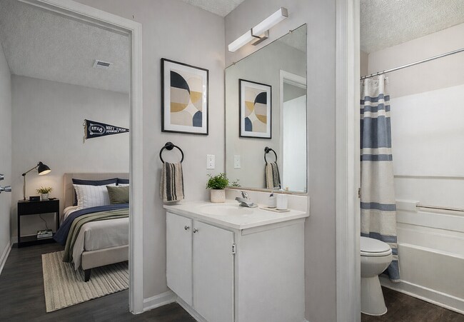 Baño decorado por CSA - Campus Side Apartments