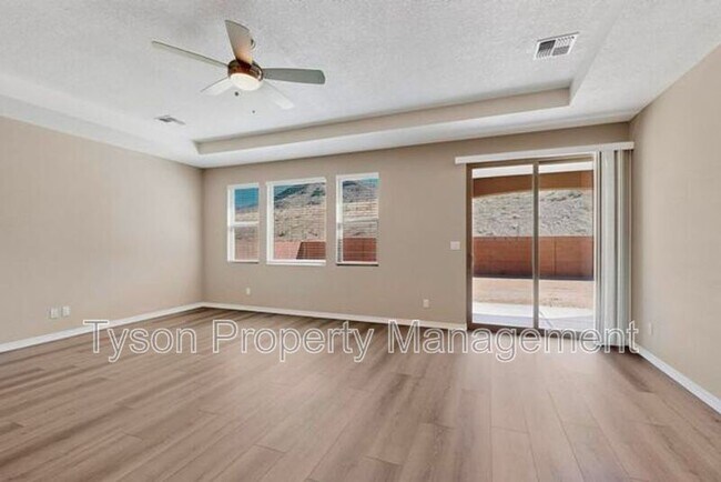 Foto del edificio - 4829 Guadalupe Peak St SW
