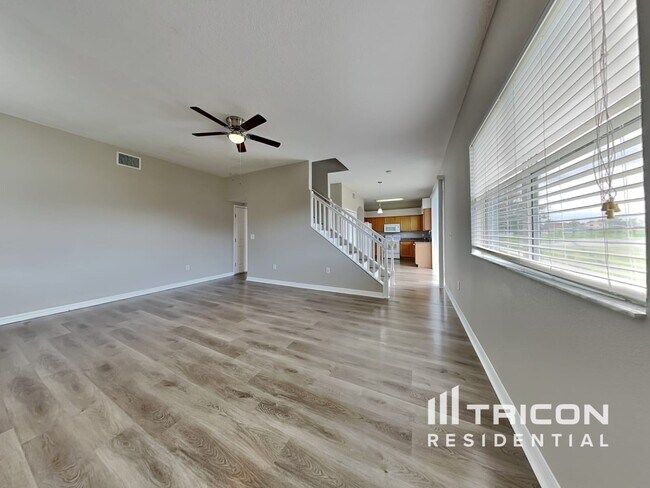 Building Photo - 11903 Butler Woods Circle Riverview FL