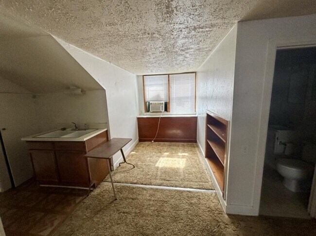 Foto del edificio - 303 S 3rd Ave