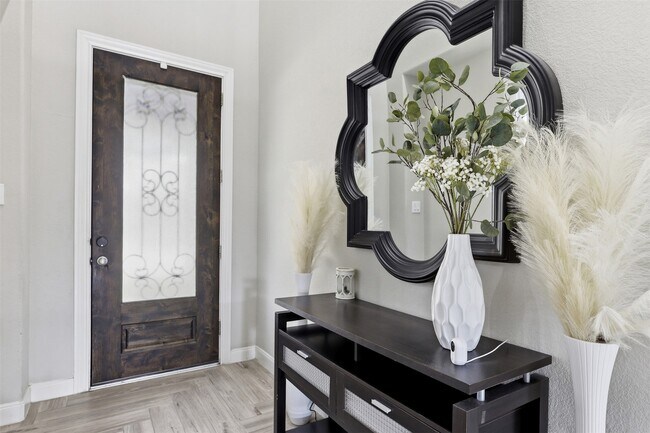 Foto del edificio - 5926 Marble Bend Ln