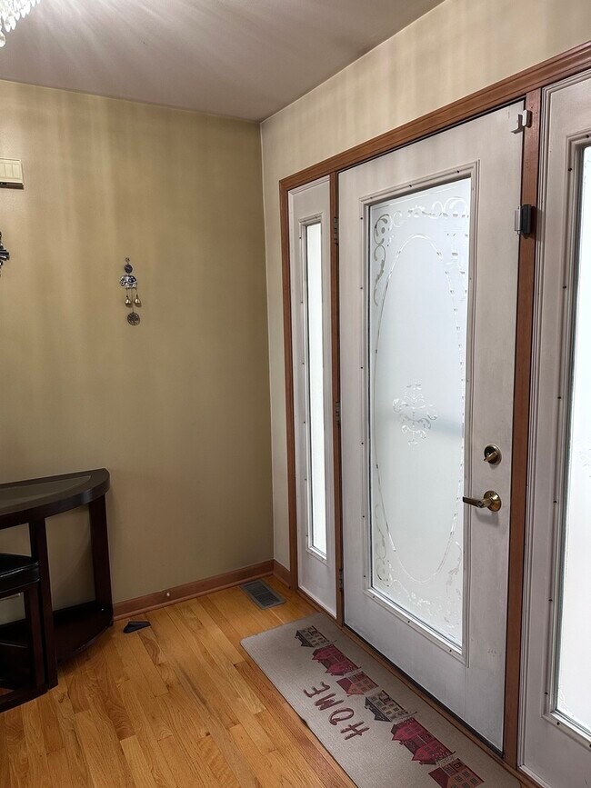 Foto del edificio - 2153 Seaver Ln