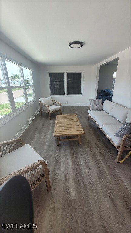 Foto del edificio - 14513 Constitution Way
