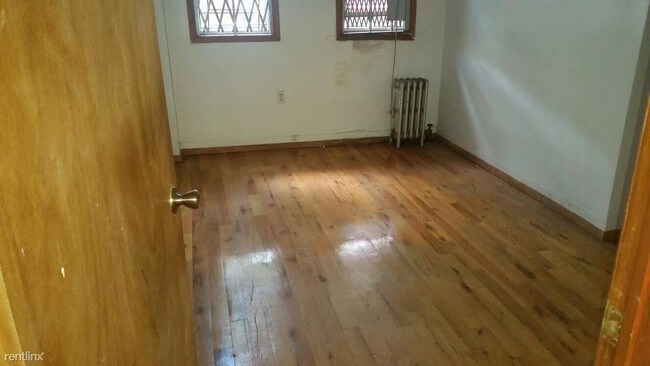 Foto del edificio - 302 S 3rd St