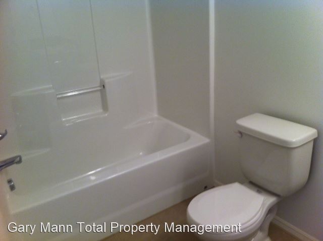 Building Photo - 110 E Mizzou Ct