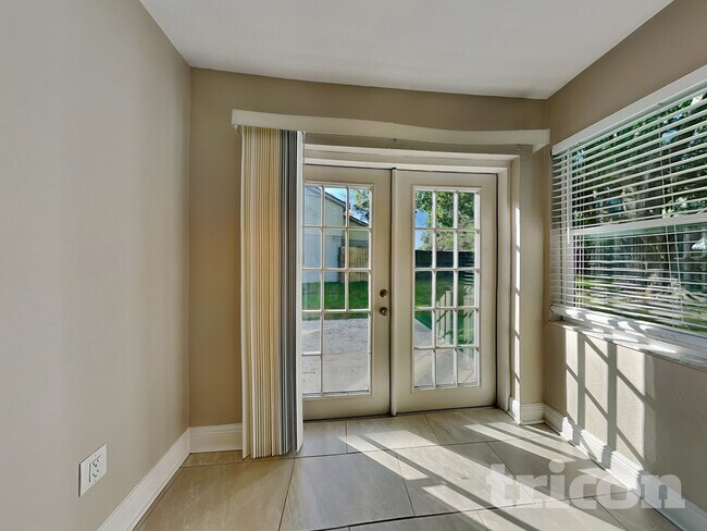 Foto del edificio - 4651 W Eastwind Dr